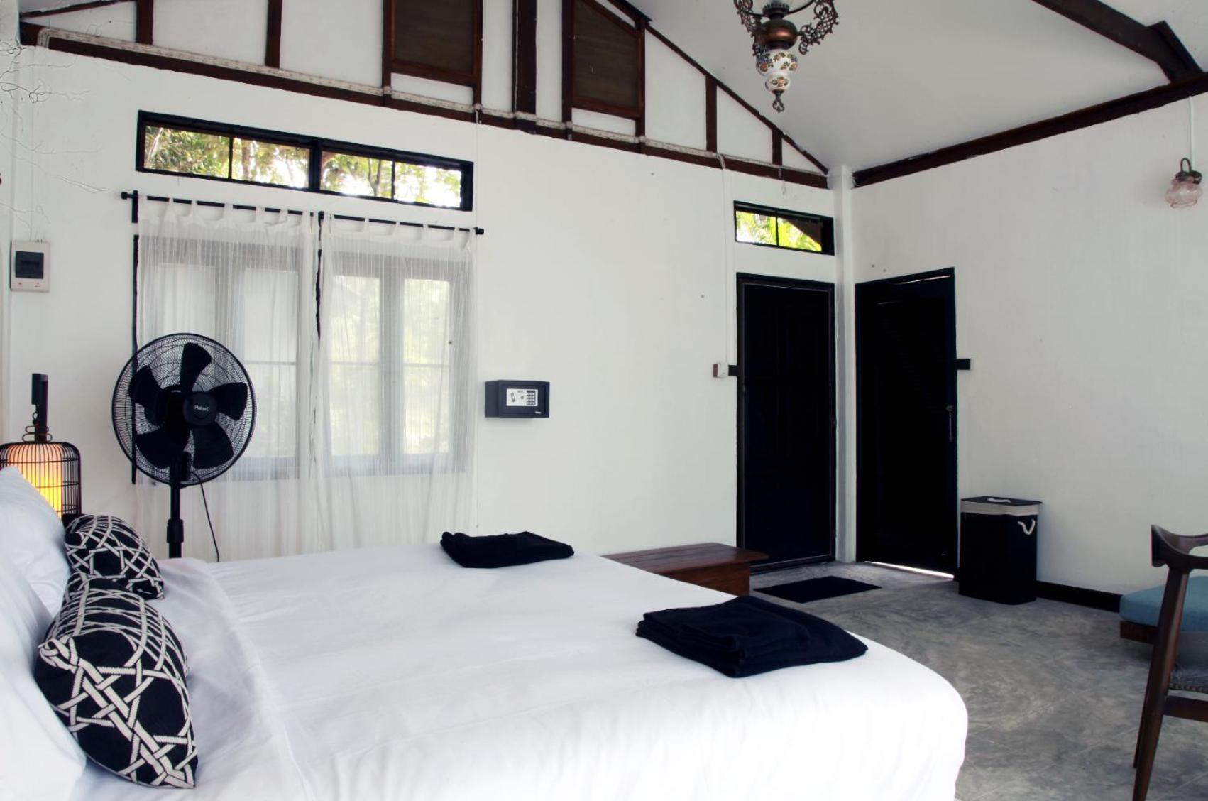 Barefoot Project Formerly Baan Klong Kleng Koh Phayam Exterior foto